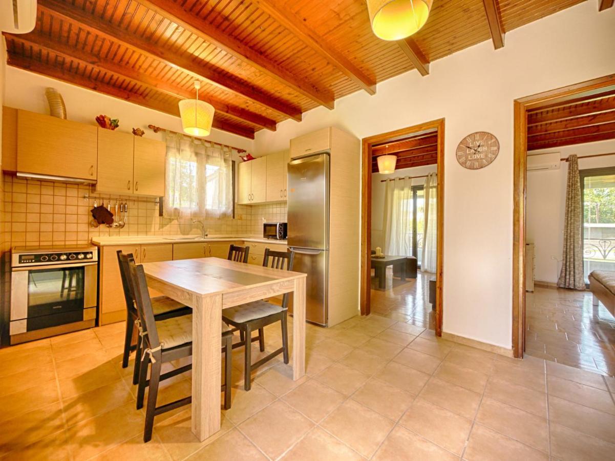 Cozy Family Friendly Apartment With Large Garden Close To Beaches - Dirella Kinopiásztesz Kültér fotó