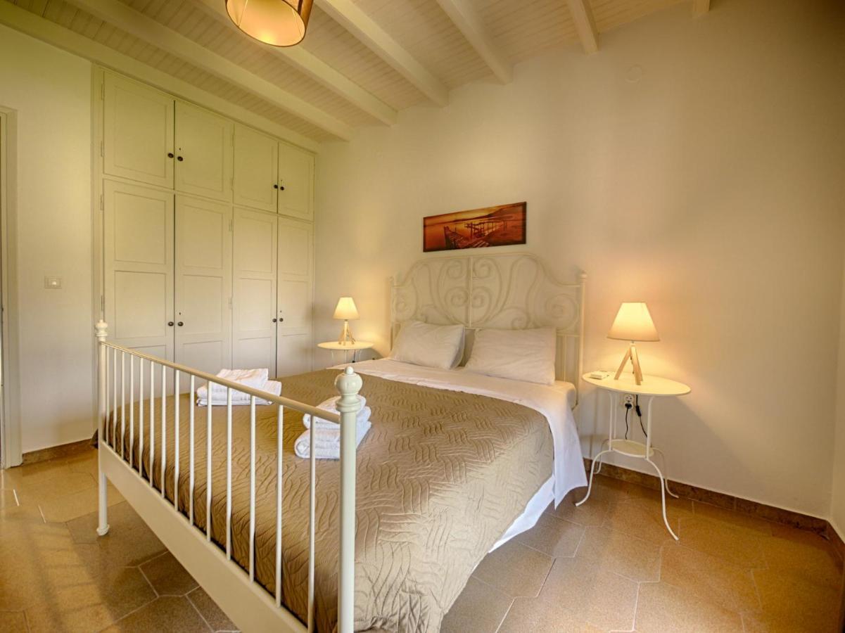 Cozy Family Friendly Apartment With Large Garden Close To Beaches - Dirella Kinopiásztesz Kültér fotó