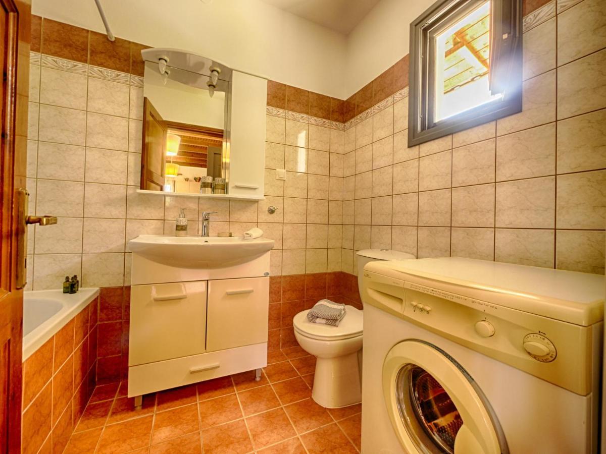 Cozy Family Friendly Apartment With Large Garden Close To Beaches - Dirella Kinopiásztesz Kültér fotó