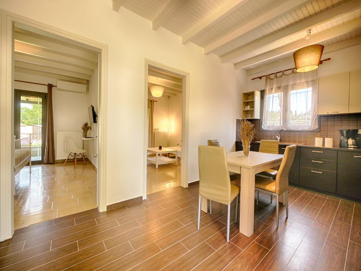 Cozy Family Friendly Apartment With Large Garden Close To Beaches - Dirella Kinopiásztesz Kültér fotó
