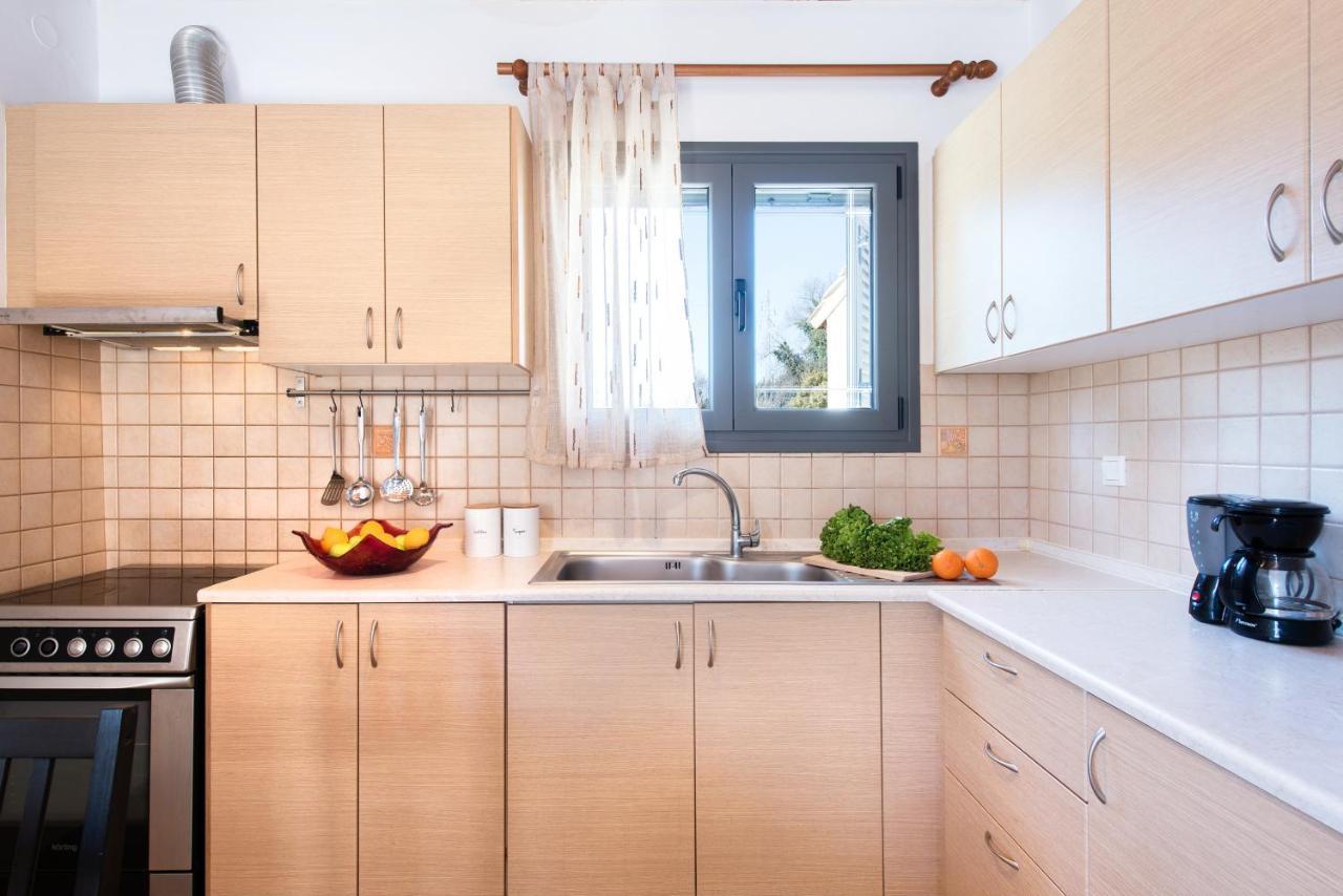 Cozy Family Friendly Apartment With Large Garden Close To Beaches - Dirella Kinopiásztesz Kültér fotó