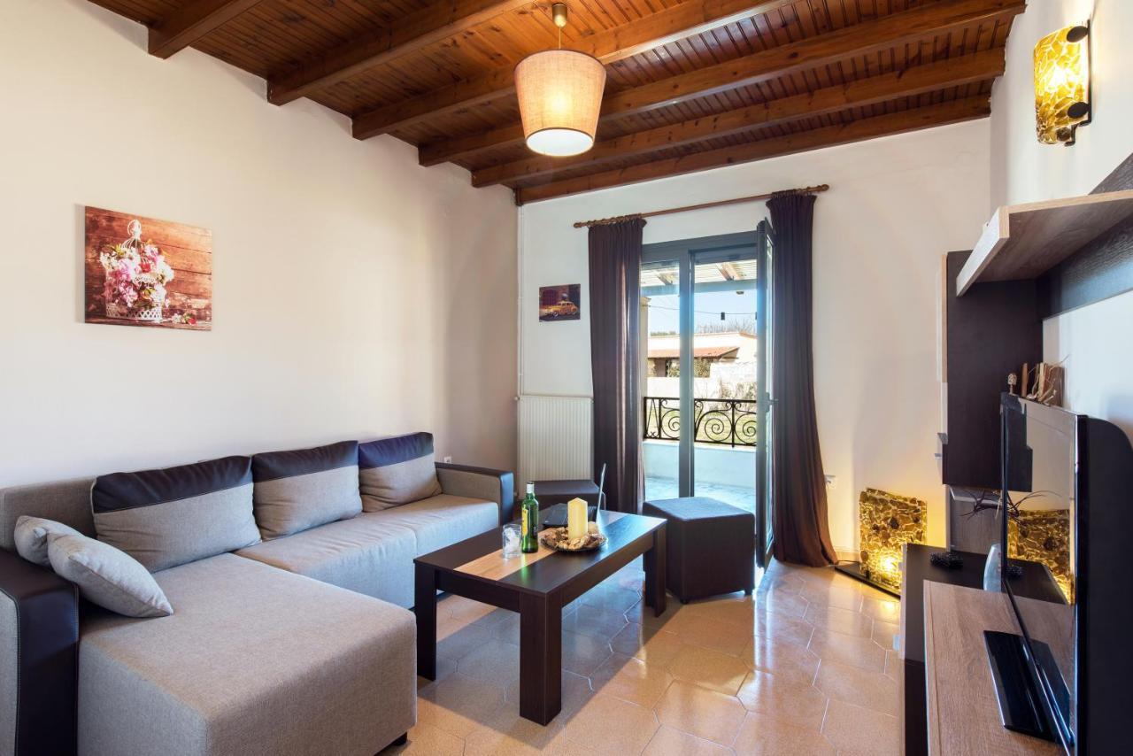 Cozy Family Friendly Apartment With Large Garden Close To Beaches - Dirella Kinopiásztesz Kültér fotó