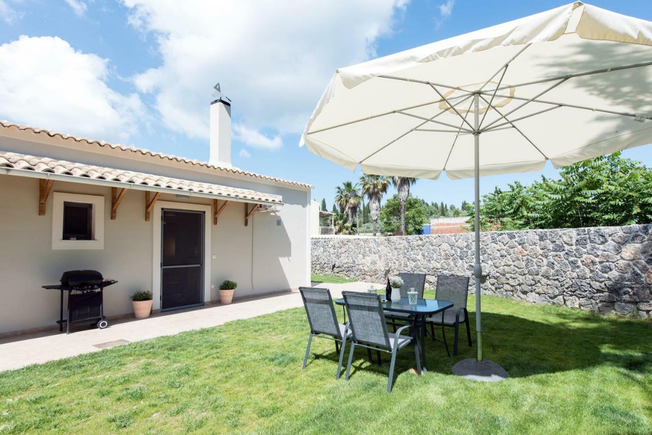 Cozy Family Friendly Apartment With Large Garden Close To Beaches - Dirella Kinopiásztesz Kültér fotó