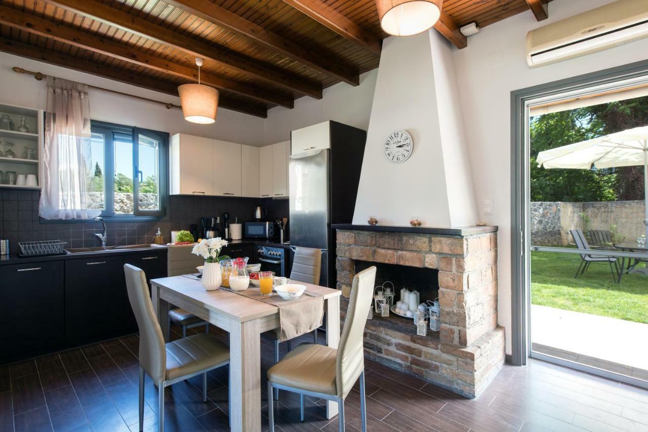 Cozy Family Friendly Apartment With Large Garden Close To Beaches - Dirella Kinopiásztesz Kültér fotó